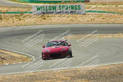 media/May-31-2025-CalClub SCCA (Sat) [[2c1a04e1ee]]/Qualifying/Group 2/Turn 4/